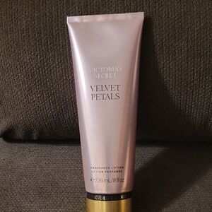 Victoria's Secret Velvet Petals Fragrance Lotion - Pink and Gold Size 8 fl oz